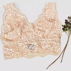 Daytrip Eyelash Lace Bralette Cream Beige Size XL NEW Coquette Romantic Demure